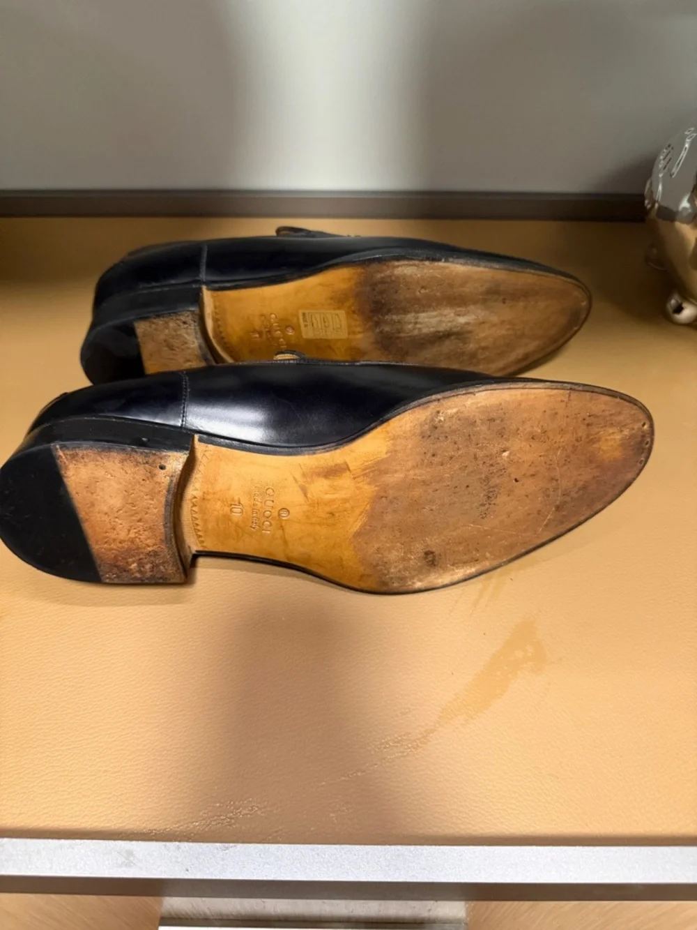 Gucci Black Leather Men’s Slip-On Loafers - Picture 6 of 7